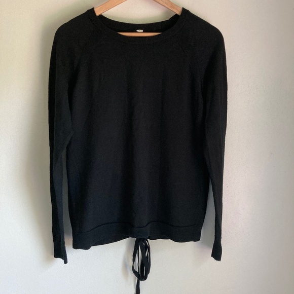 Lululemon Women’s sweater - Picture 1 of 6